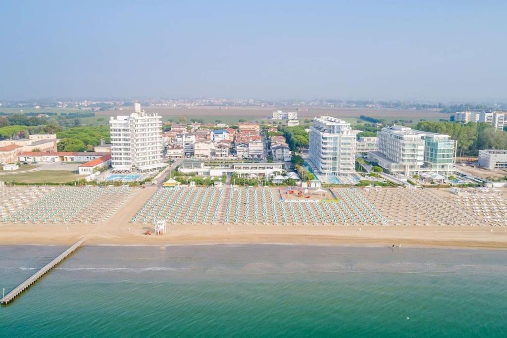 Appartement White House à Jesolo Extérieur photo